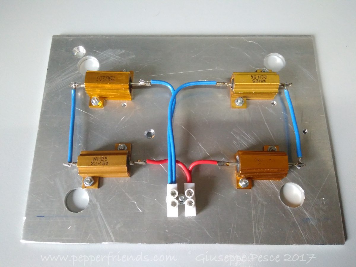 JFGermbox04.jpg.07c3edadc27c6f4cb13fcfdfb0316176.jpg