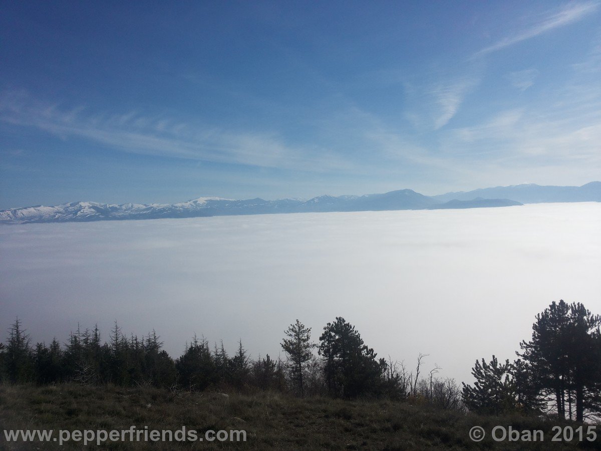 Lago di Nebbia sulla Conca del Fucino - 01.jpg