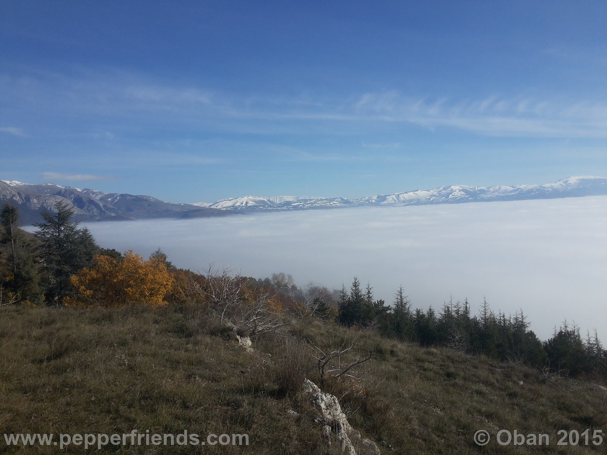 Lago di Nebbia sulla Conca del Fucino - 03.jpg